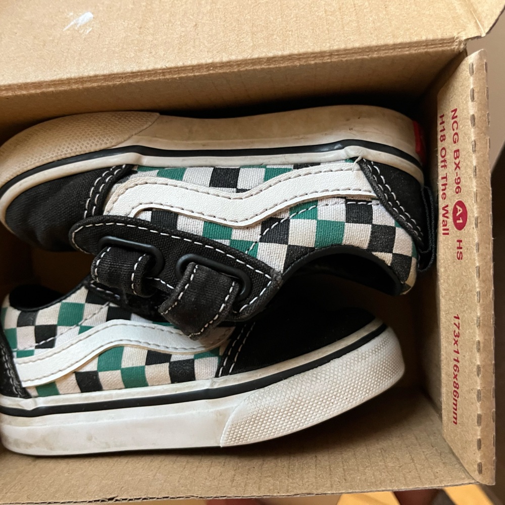 VANS toddlers size 5
